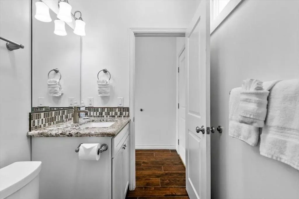 Apartment Unit 15 Maui Ohana Modern Studio Wailuku United States